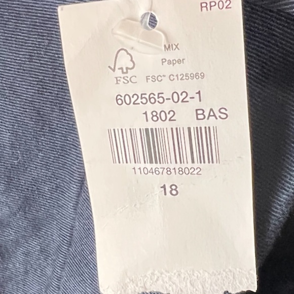 NWT Old Navy Mid-Rise Boot-Cut Khakis for Women (18) - Picture 13 of 13